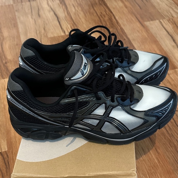 ASICS GT2160 Black and GunMetal Athletic Shoes - Picture 3 of 5